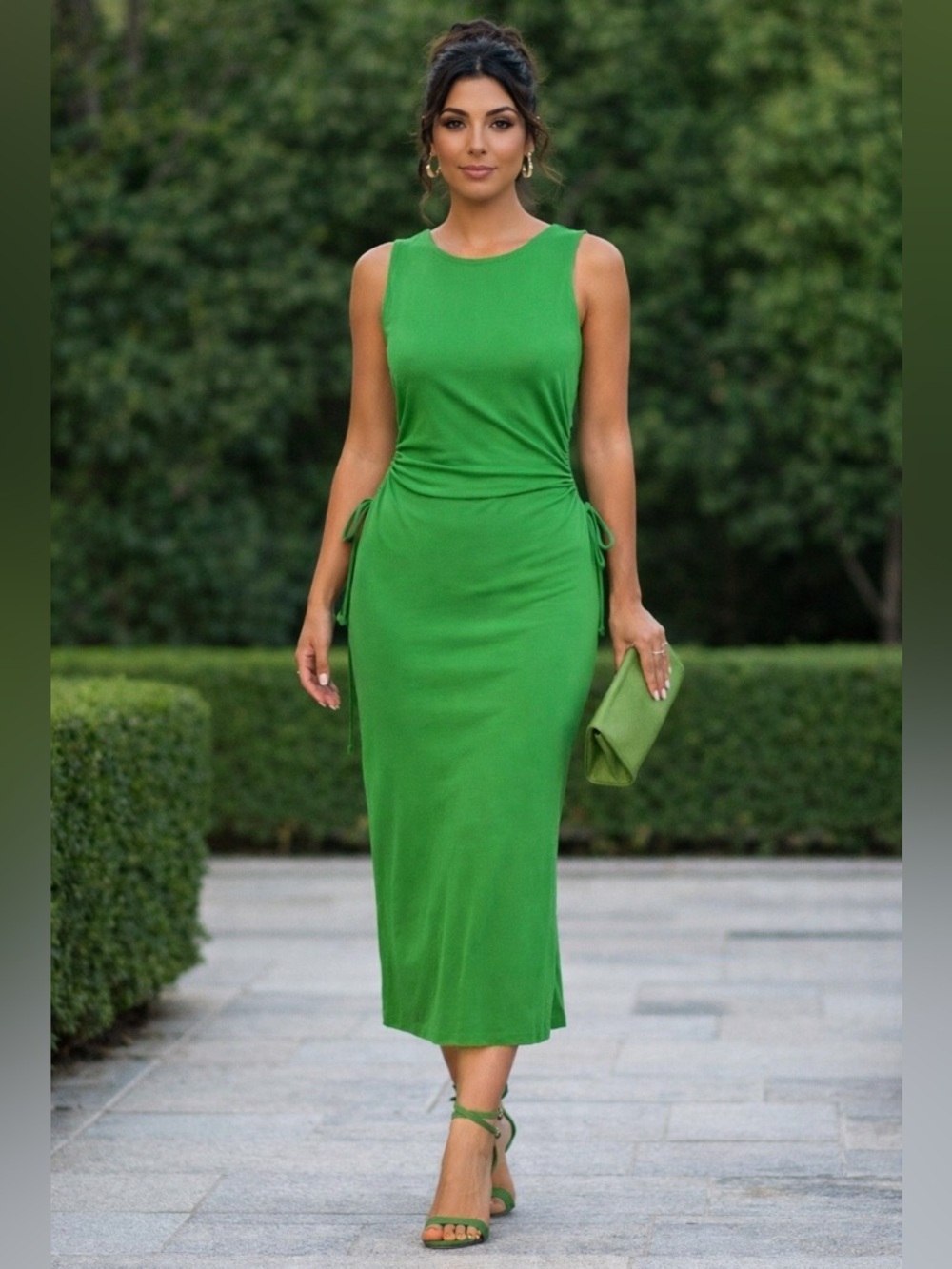 EUC Ambiance SZ M Green bodycon midi w/side cut outs sleeveless/bust 34”-36”